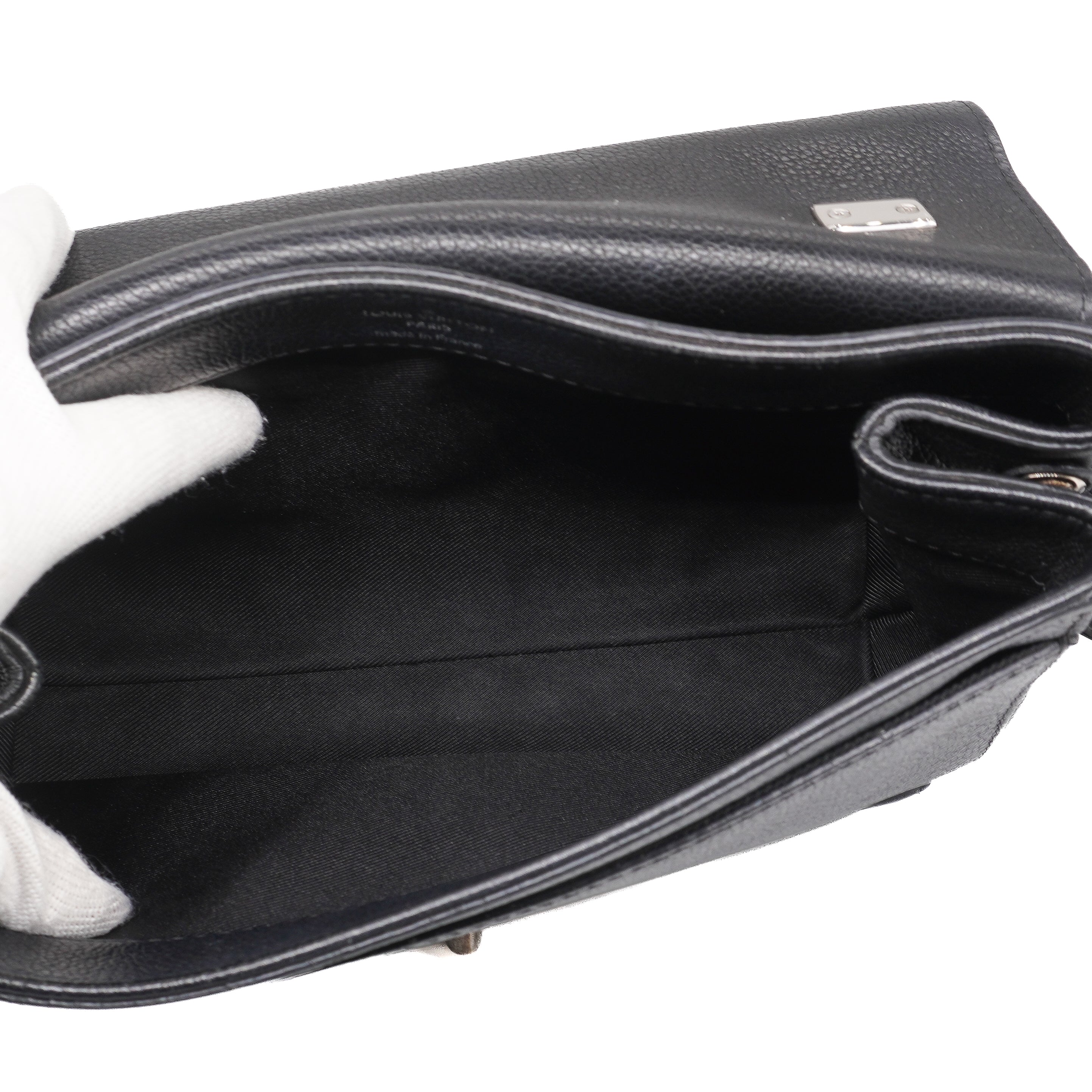 Louis Vuitton Taurillon Lockme 11 Top Handle