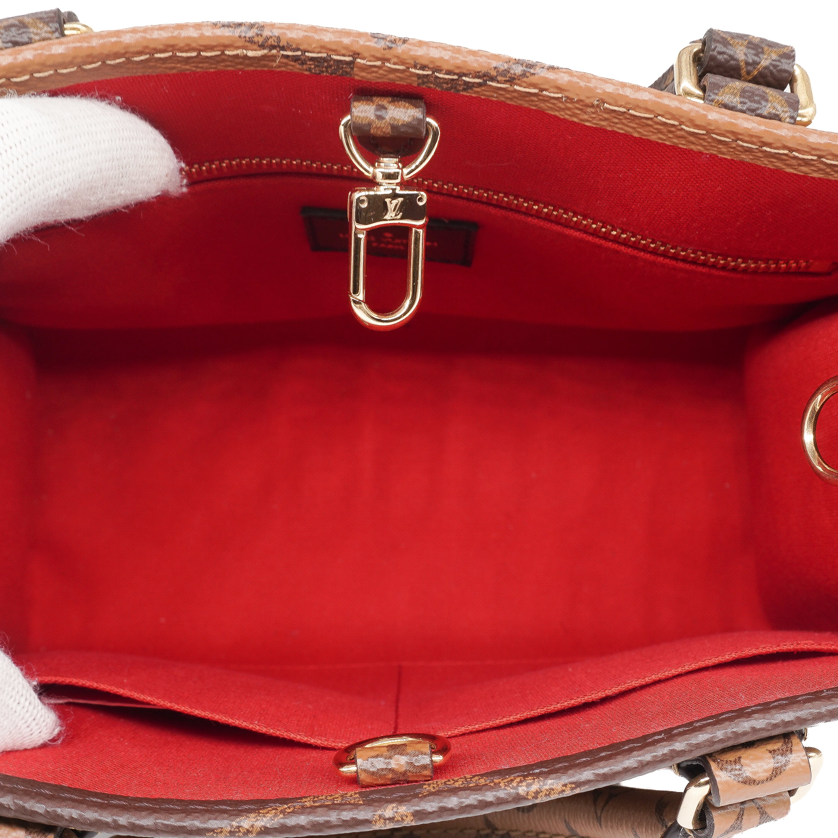 Louis Vuitton OnTheGo PM