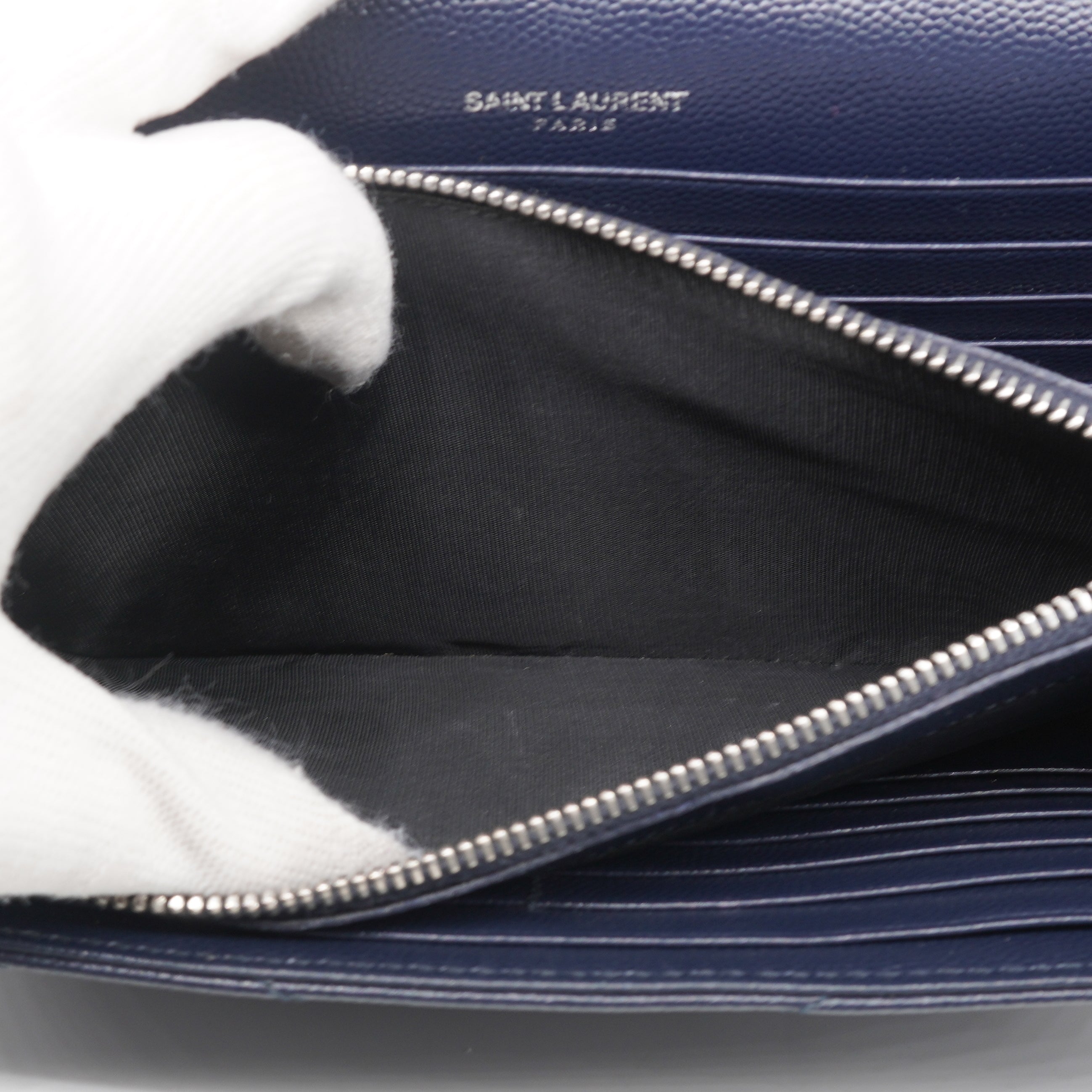 Saint Laurent Grain De Poudre Envelope Chain Wallet