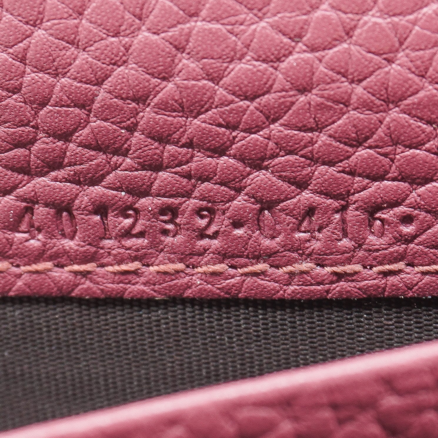 Gucci Calfskin Chain Wallet