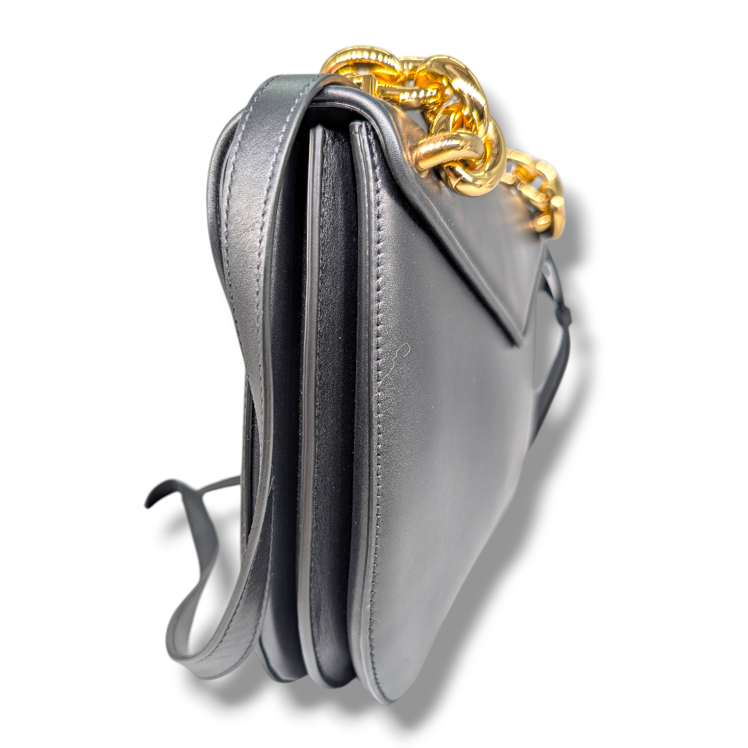 Bottega Veneta Calfskin Mount Envelope Bag (black)
