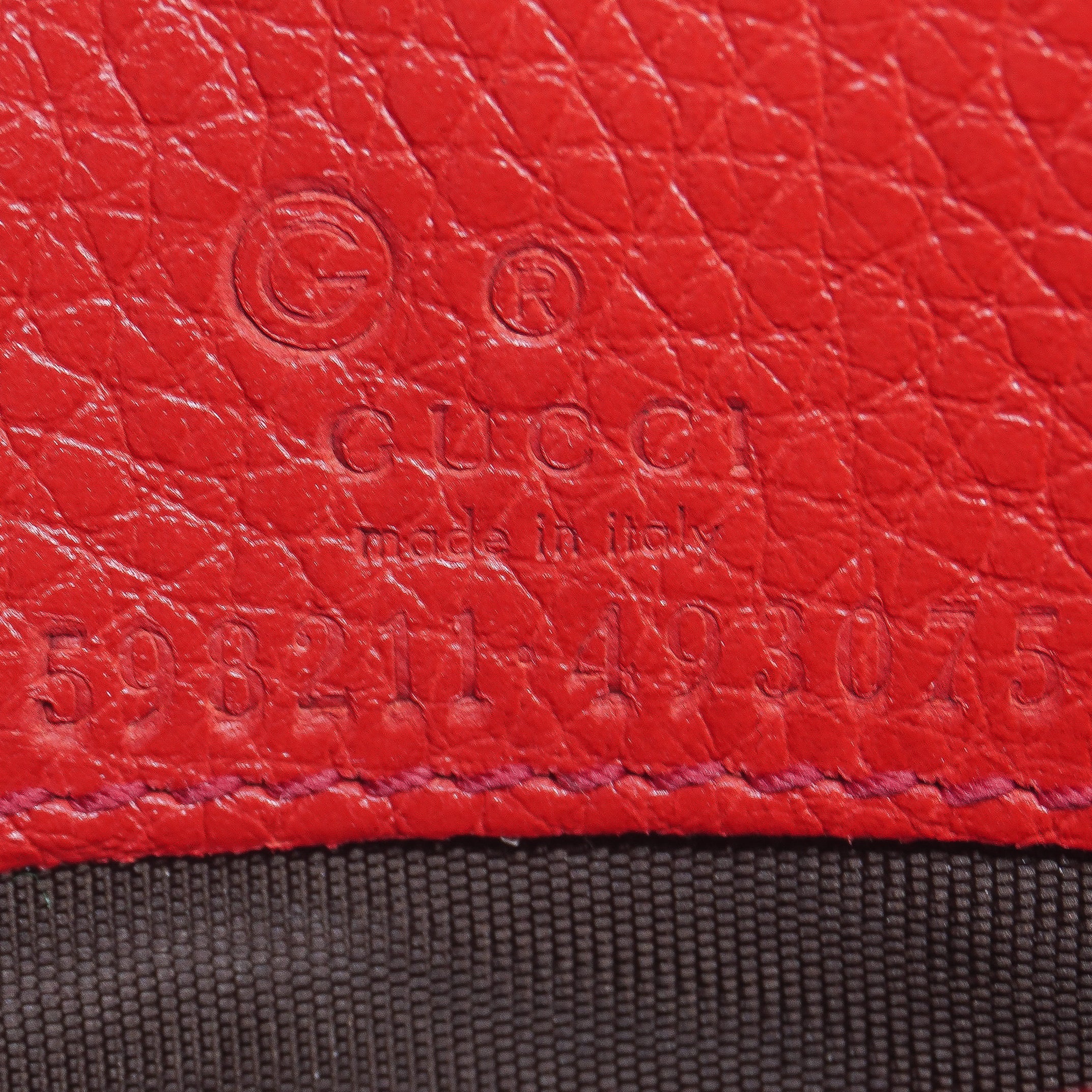 Gucci Wallet On Chain
