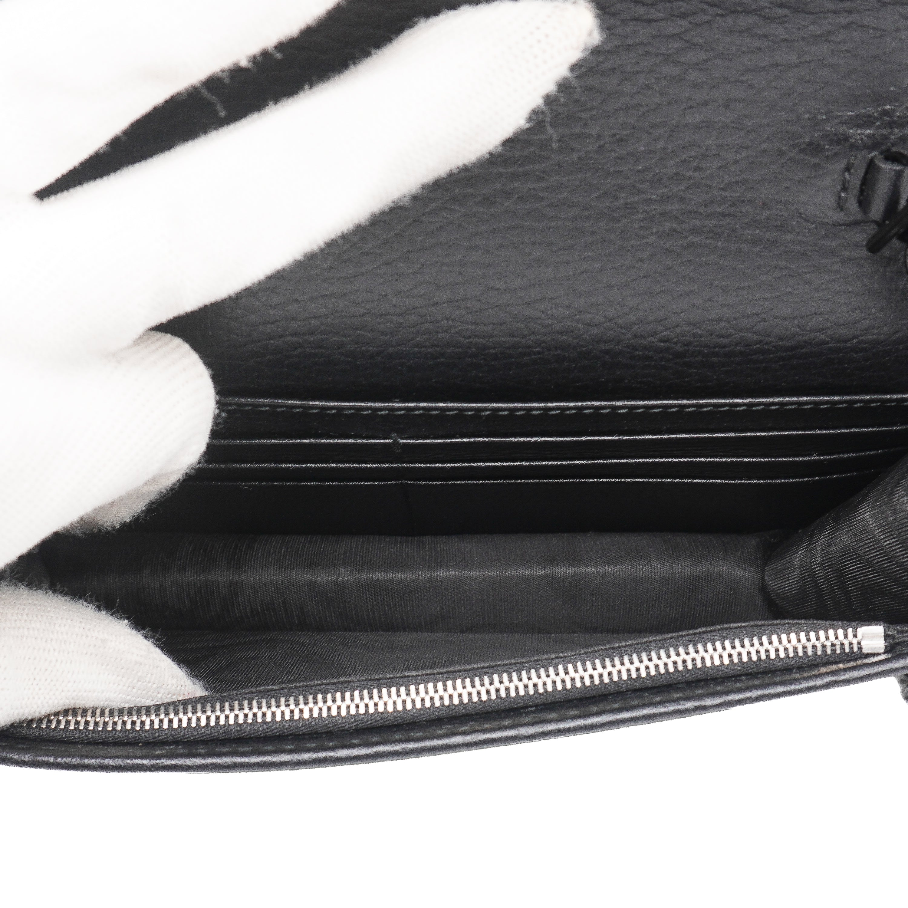 Gucci Dollar Calfskin Enamel Monochrome WOC
