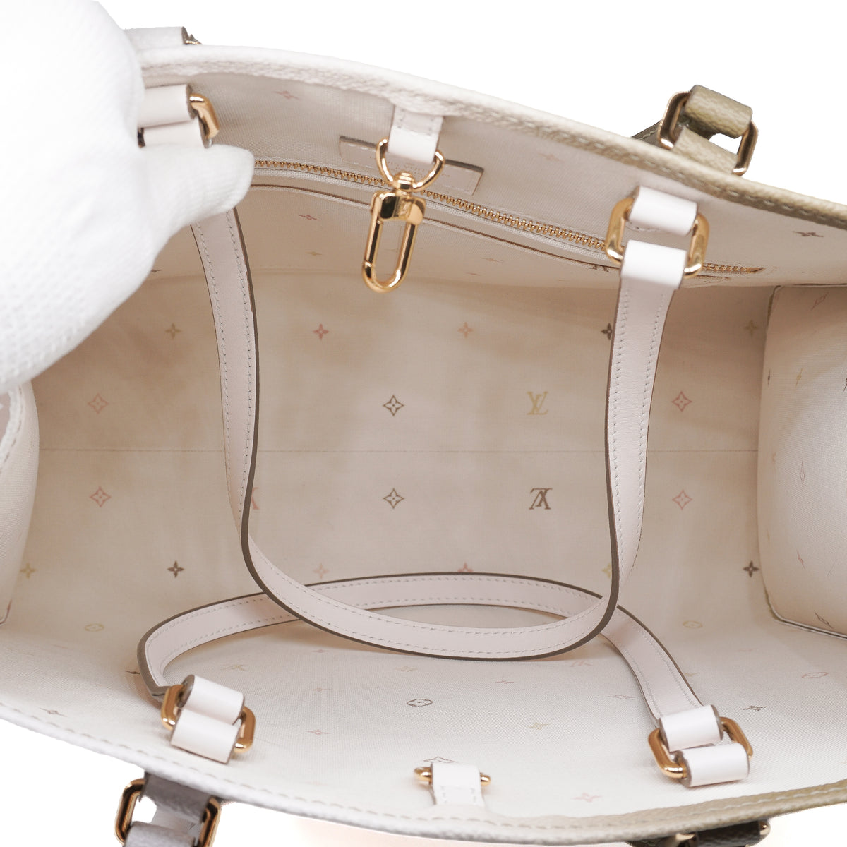 Louis Vuitton Giant Spring In The City MM