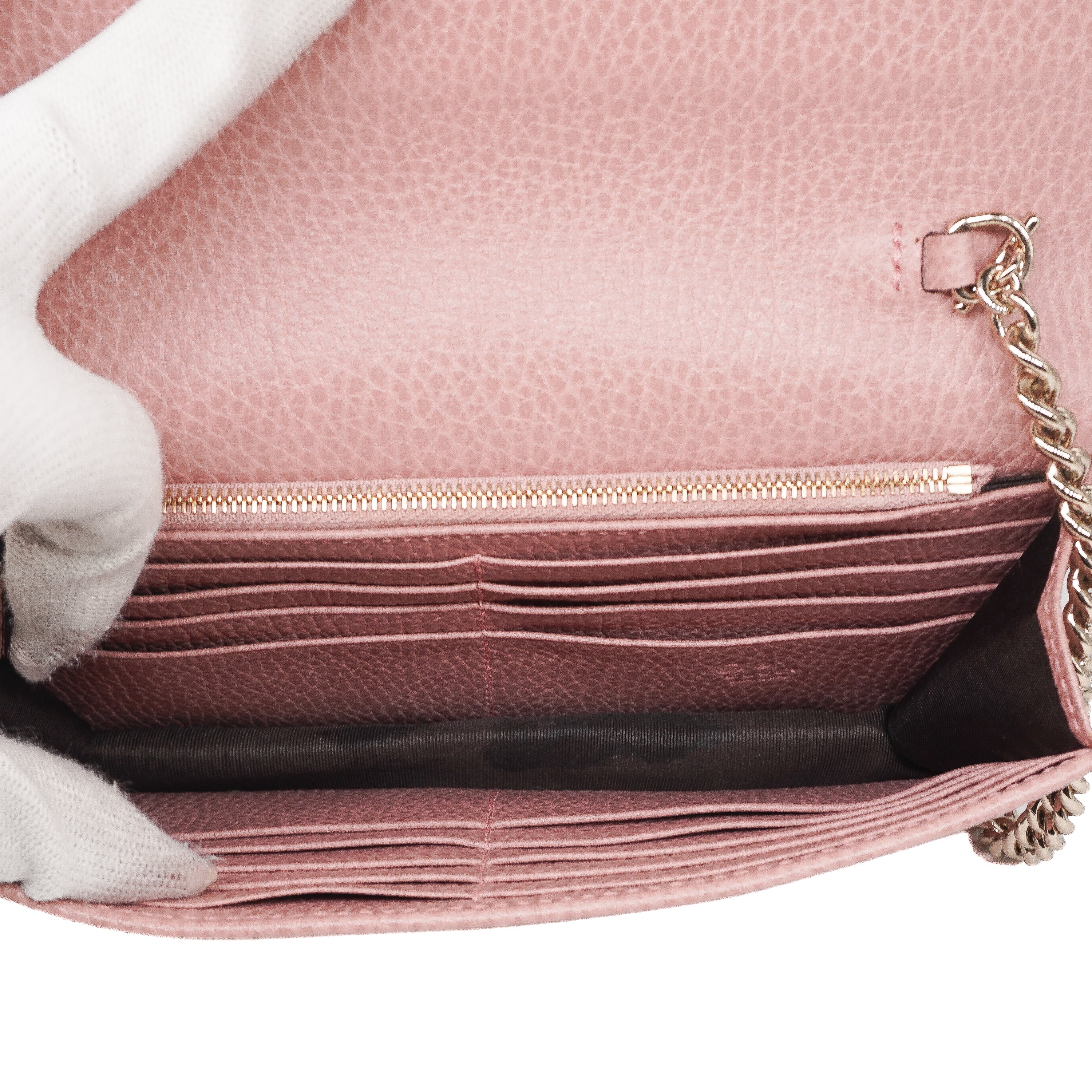 Gucci Pink Dollar Calskin Interlocking G Chain Wallet