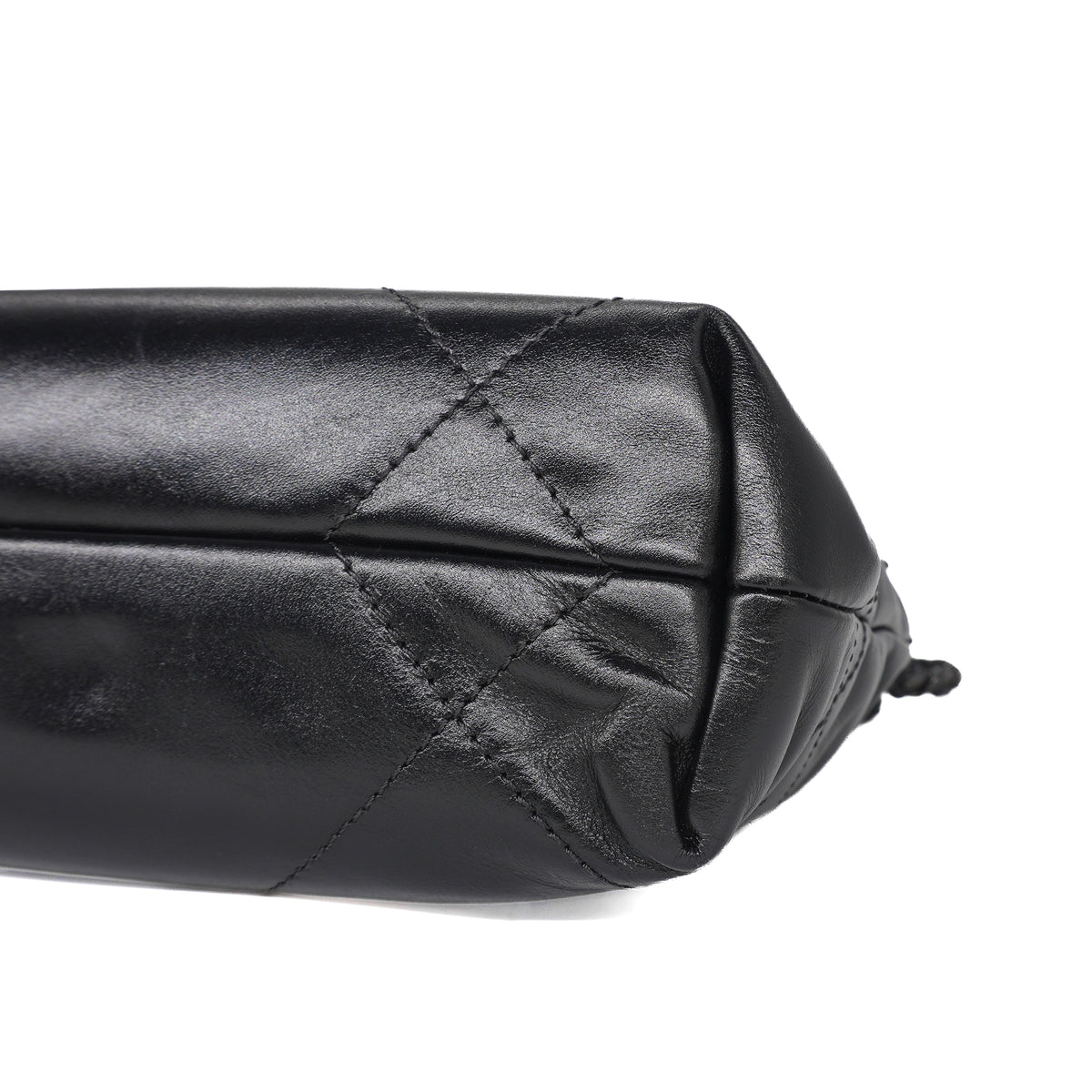 Chanel 22 Mini Shiny Calfskin So Black