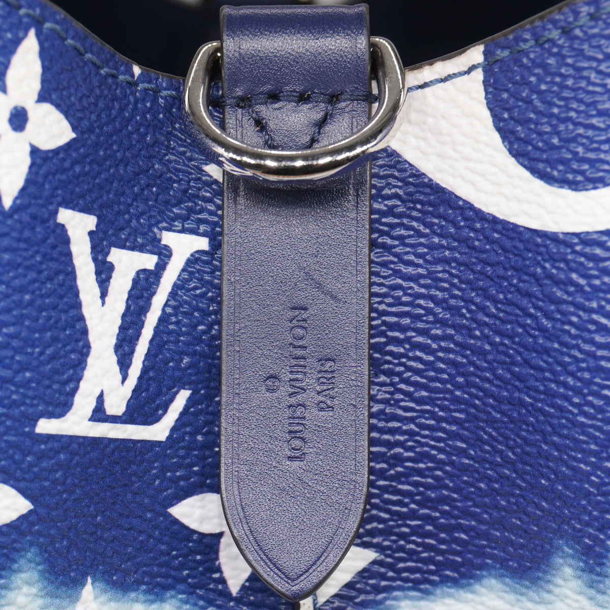 Louis Vuitton Escale Neonoe MM