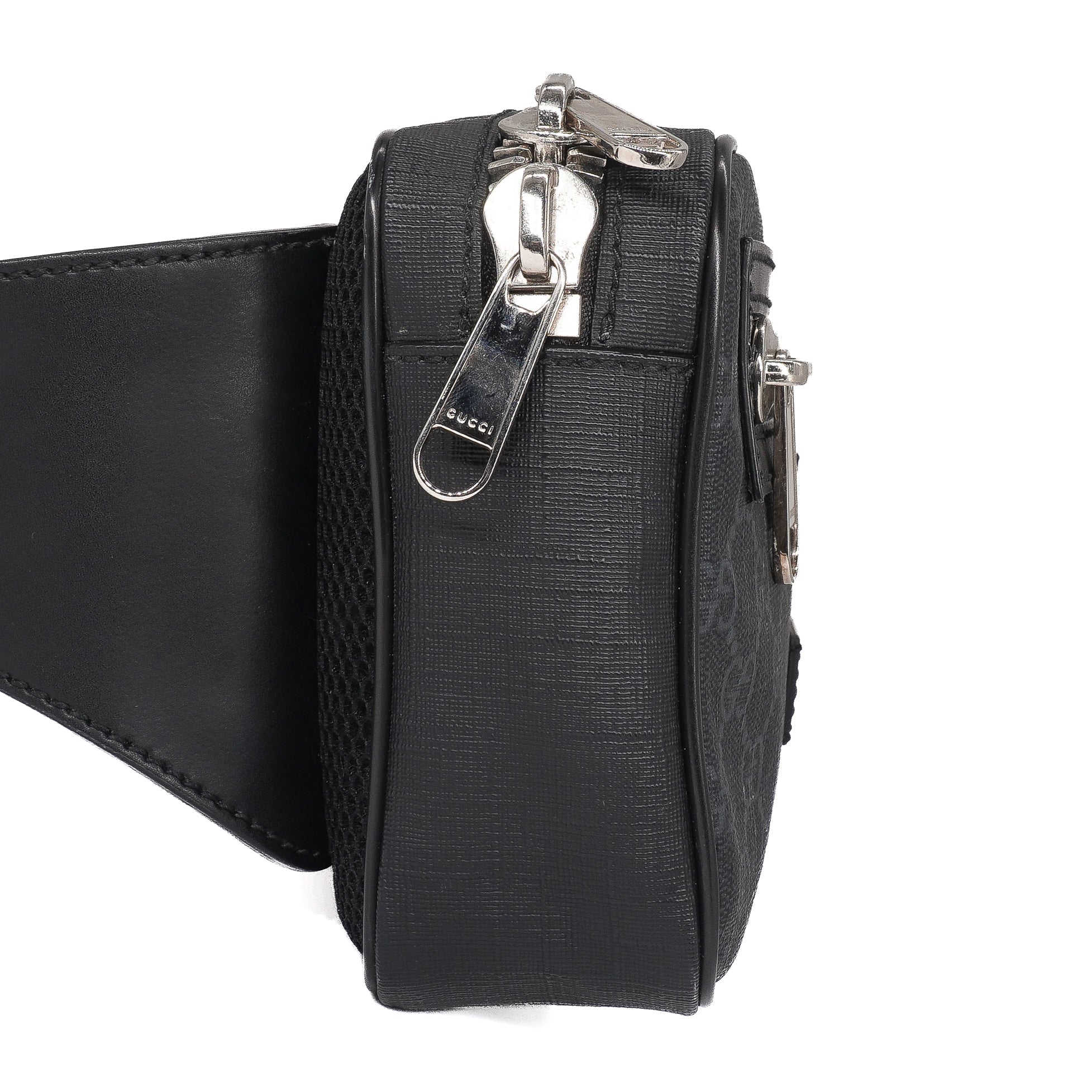 Gucci GG Supreme Monogram Web Belt Bag