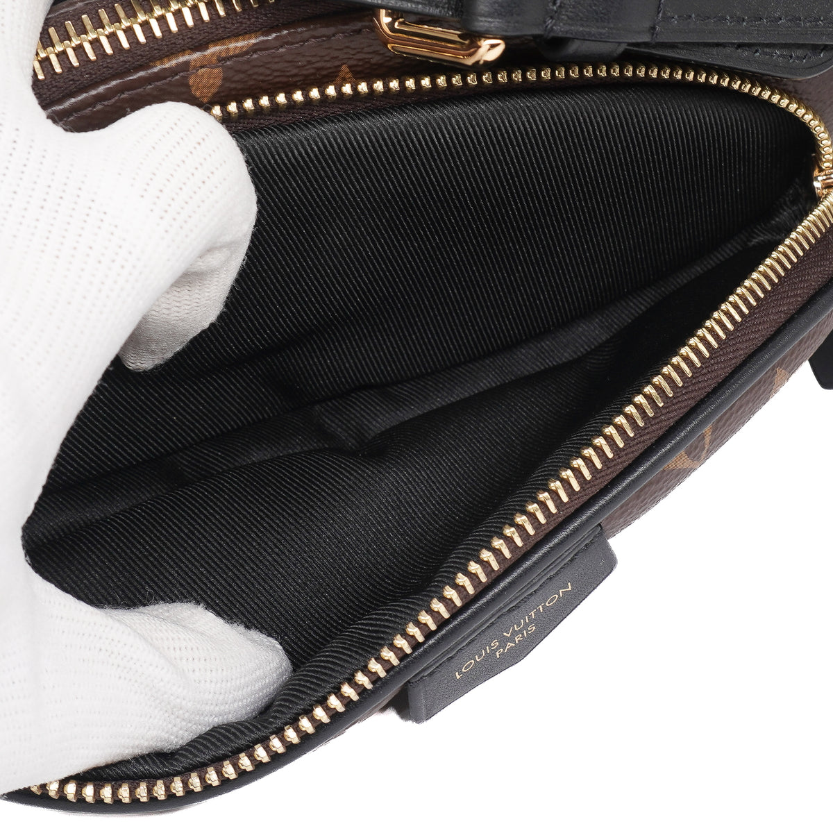 Louis Vuitton Keepit Bumbag