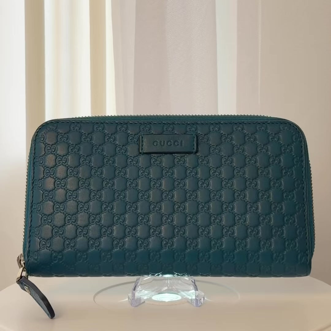 Gucci Microguccissima Zip Wallet